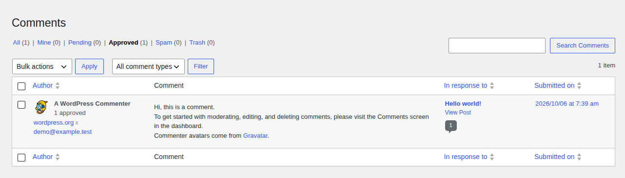 WordPress Comments dashboard showing an approved comment in the Approved filter