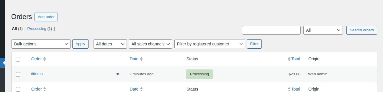 WooCommerce order list showing changing store data